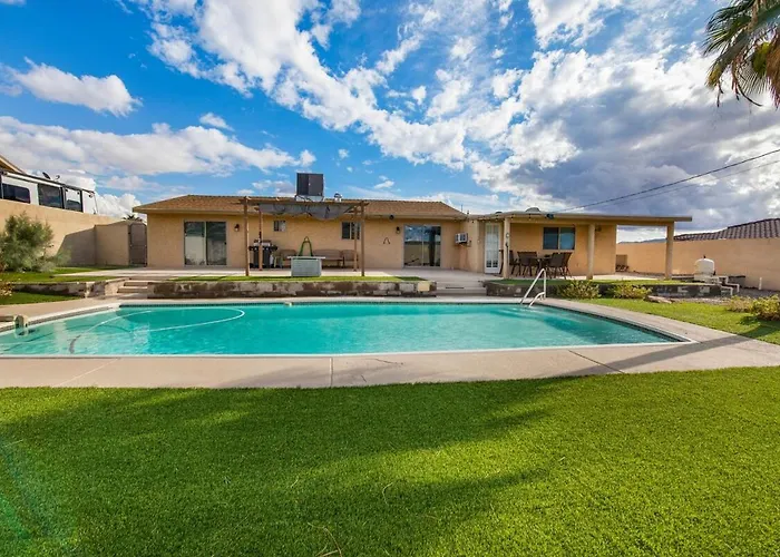 Welcome To Runabout Pool Views Comfort Lake Havasu City