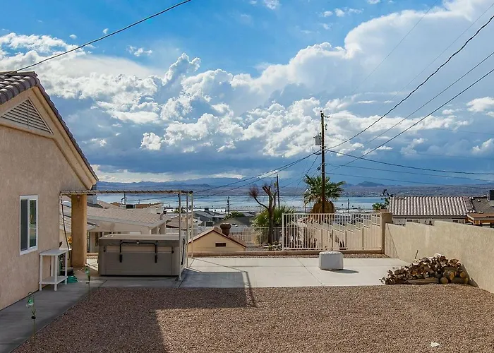 Welcome To Runabout Pool Views Comfort Lake Havasu City